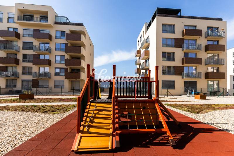 Luxury two bedroom flat for Rent, city centrum