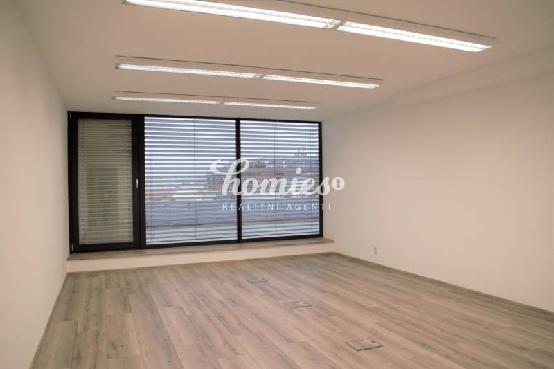  Luxury offices for Rent, Nitra - cityt centrum, Slovakia