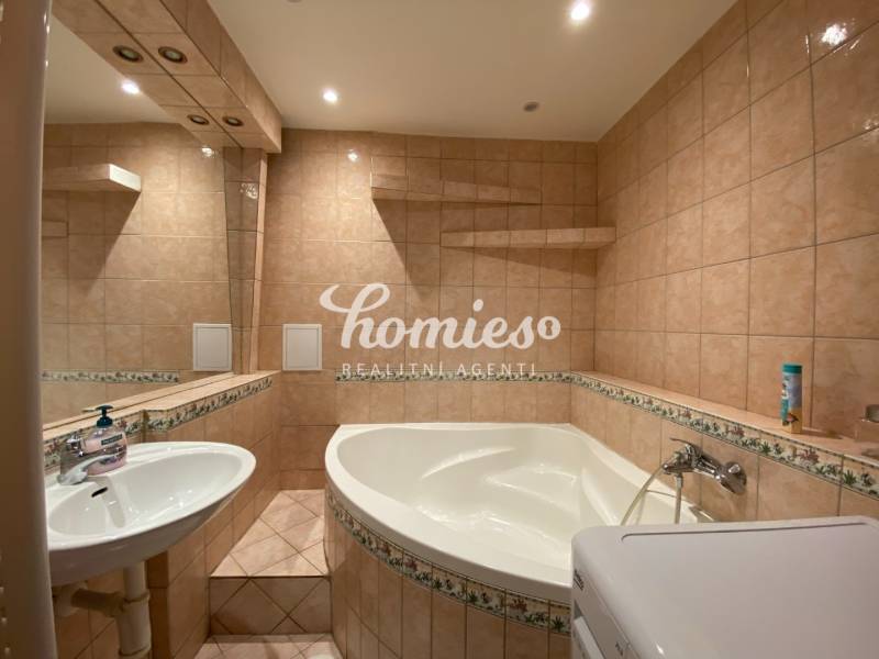 Rent One bedroom apartment, One bedroom apartment, Vajanského, Nitra, 