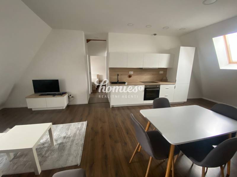 Rent One bedroom apartment, One bedroom apartment, Štefánikova, Nitra,