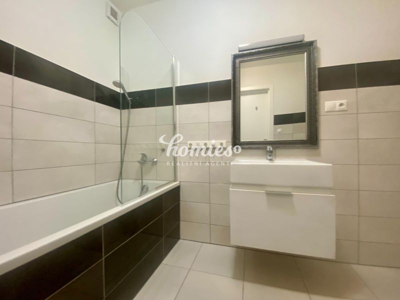 RENT Two bedroom apartment, Nitra centrum, garage