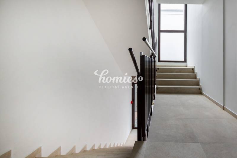 Rent Three bedroom apartment, Three bedroom apartment, Kalinčiakova, N