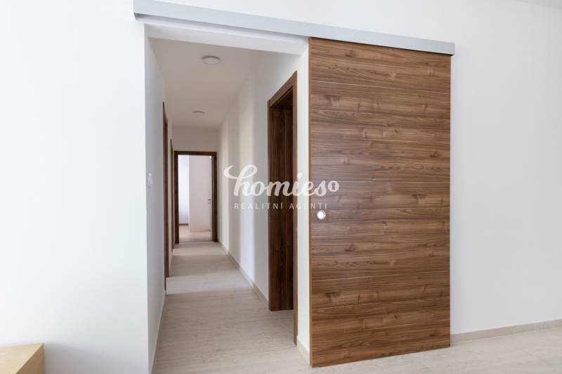 Rent Three bedroom apartment, Three bedroom apartment, Kalinčiakova, N