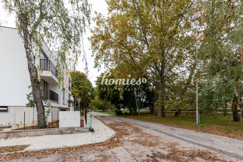 Rent Three bedroom apartment, Three bedroom apartment, Kalinčiakova, N