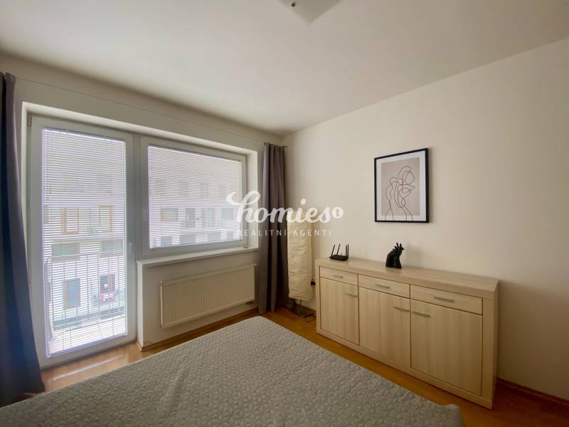 2 bedroom apartment for rent, AC, garage, Botanicka Nitra