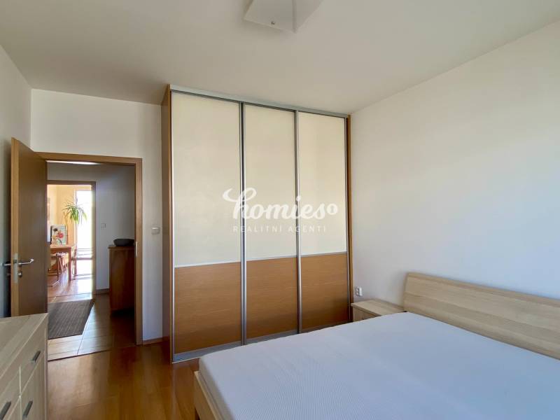 2 bedroom apartment for rent, AC, garage, Botanicka Nitra