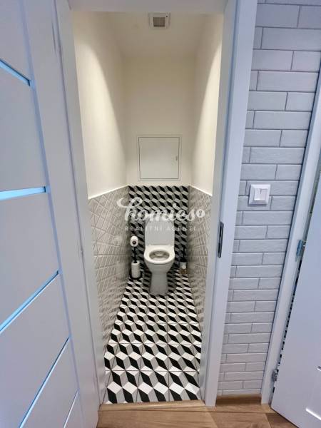 Rent One bedroom apartment, One bedroom apartment, Damborského, Nitra,