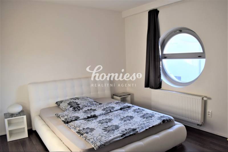 For rent 2-bedroom apartment with garden, in Nitra city center