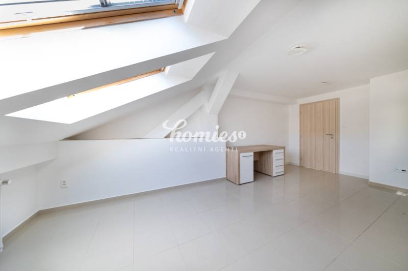 Rent Two bedroom apartment, Two bedroom apartment, Štefánikova trieda,
