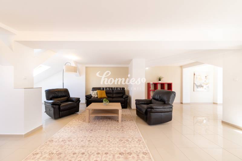 Rent Two bedroom apartment, Two bedroom apartment, Štefánikova trieda,