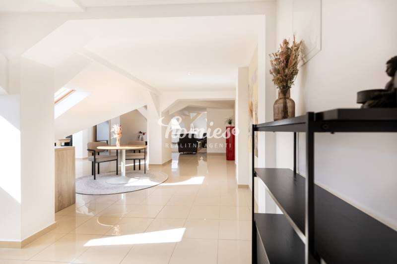 Rent Two bedroom apartment, Two bedroom apartment, Štefánikova trieda,