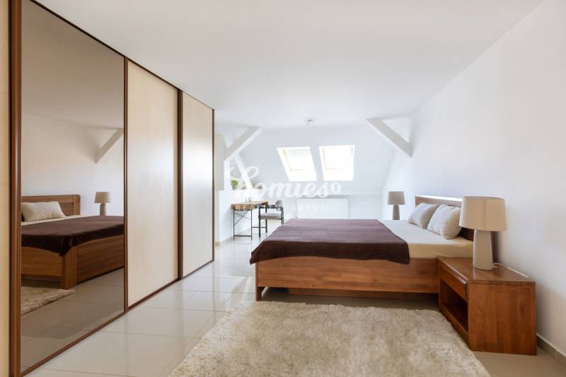 Rent Two bedroom apartment, Two bedroom apartment, Štefánikova trieda,