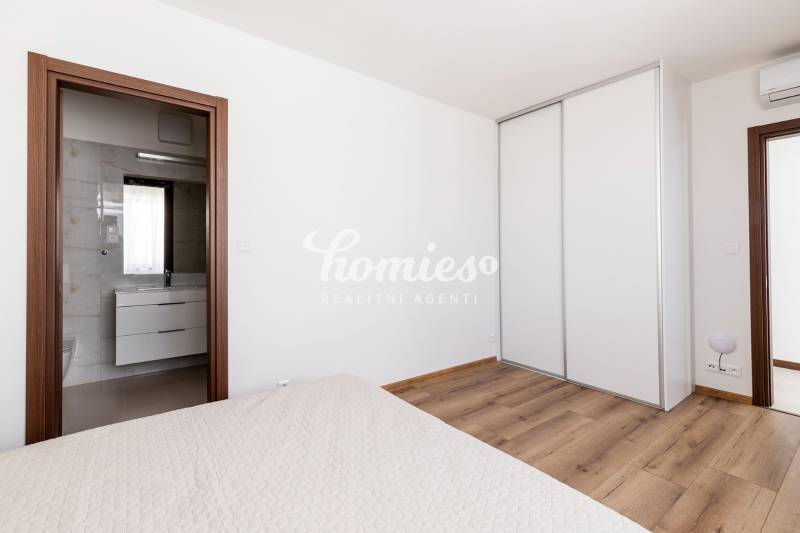 FOR RENT 2-bedroom luxury apartment right in the center of Nitra