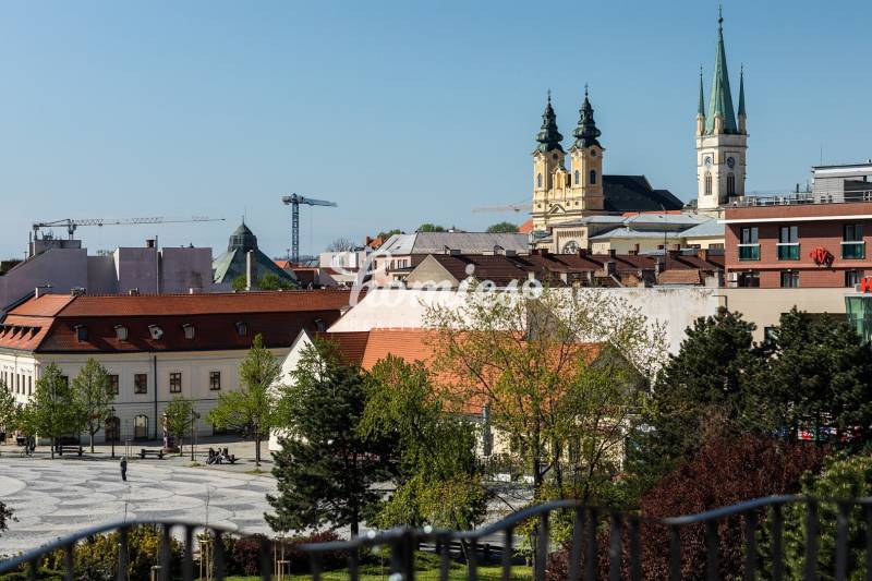 FOR RENT 2-bedroom luxury apartment right in the center of Nitra