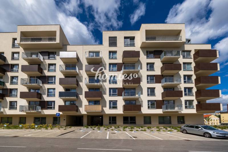 FOR RENT luxury 2-bedroom apartment in the city center of Nitra