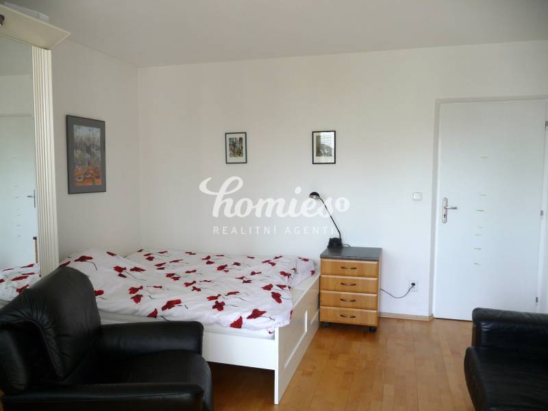 Three bedrooms  apartment for rent, center, Nitra