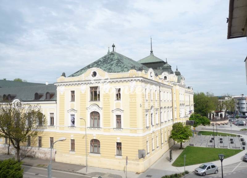Three bedrooms  apartment for rent, center, Nitra
