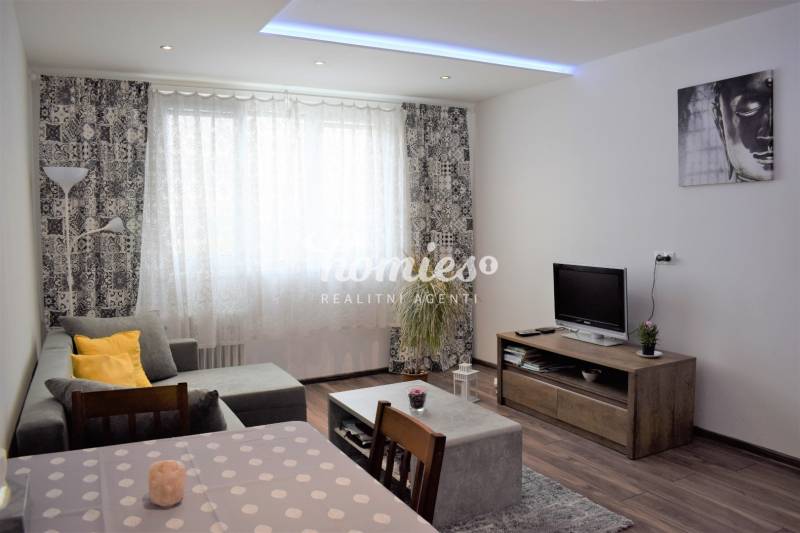 Rent One bedroom apartment, One bedroom apartment, Štúrova, Nitra, Slo